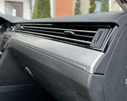 Чорний Фольксваген Пассат, об'ємом двигуна 1.97 л та пробігом 221 тис. км за 18400 $, фото 128 на Automoto.ua