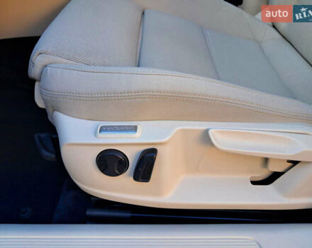 Чорний Фольксваген Пассат, об'ємом двигуна 2 л та пробігом 215 тис. км за 17300 $, фото 38 на Automoto.ua