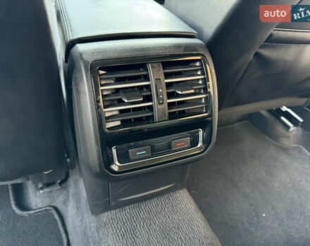 Фольксваген Пассат 2016 в Львове на Automoto.ua Черный Фольксваген Пассат, объемом двигателя 1.97 л и пробегом 290 тыс. км за 16100 $, фото 11 на Automoto.ua