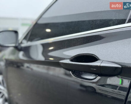 Черный Фольксваген Пассат, объемом двигателя 1.97 л и пробегом 287 тыс. км за 19500 $, фото 6 на Automoto.ua