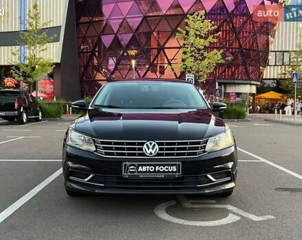 Черный Фольксваген Пассат, объемом двигателя 1.8 л и пробегом 225 тыс. км за 11990 $, фото 1 на Automoto.ua