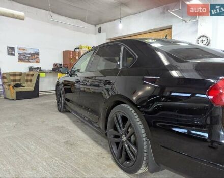 Черный Фольксваген Пассат, объемом двигателя 1.8 л и пробегом 142 тыс. км за 14500 $, фото 2 на Automoto.ua