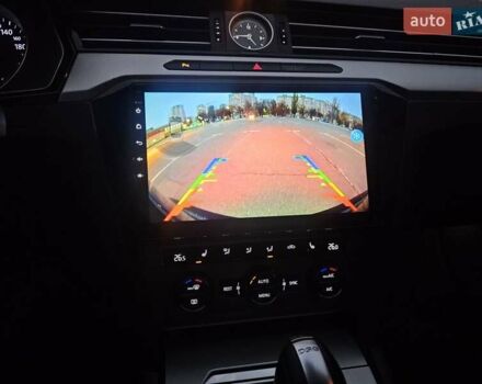 Черный Фольксваген Пассат, объемом двигателя 1.8 л и пробегом 175 тыс. км за 15800 $, фото 62 на Automoto.ua