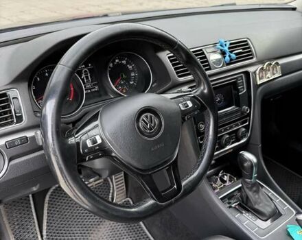 Черный Фольксваген Пассат, объемом двигателя 1.8 л и пробегом 209 тыс. км за 13300 $, фото 12 на Automoto.ua