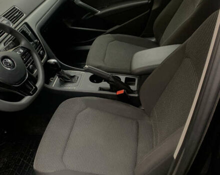 Черный Фольксваген Пассат, объемом двигателя 1.8 л и пробегом 195 тыс. км за 11000 $, фото 11 на Automoto.ua