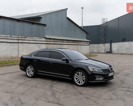 Чорний Фольксваген Пассат, об'ємом двигуна 1.8 л та пробігом 191 тис. км за 13800 $, фото 6 на Automoto.ua