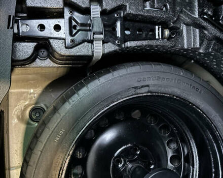 Черный Фольксваген Пассат, объемом двигателя 1.97 л и пробегом 287 тыс. км за 19500 $, фото 22 на Automoto.ua