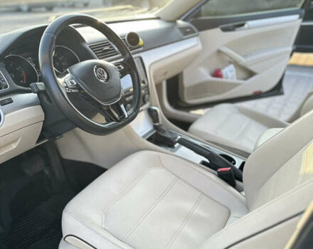 Черный Фольксваген Пассат, объемом двигателя 1.8 л и пробегом 128 тыс. км за 12800 $, фото 2 на Automoto.ua