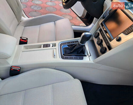 Чорний Фольксваген Пассат, об'ємом двигуна 2 л та пробігом 215 тис. км за 17300 $, фото 48 на Automoto.ua