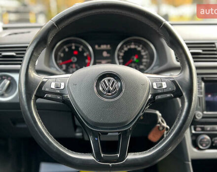 Фольксваген Пассат 2016 в Львове на Automoto.ua Черный Фольксваген Пассат, объемом двигателя 1.8 л и пробегом 144 тыс. км за 12500 $, фото 9 на Automoto.ua