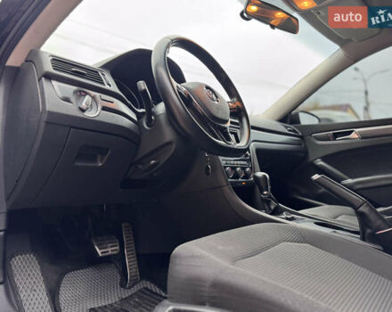 Чорний Фольксваген Пассат, об'ємом двигуна 1.8 л та пробігом 146 тис. км за 10900 $, фото 38 на Automoto.ua