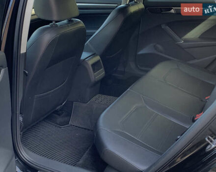 Черный Фольксваген Пассат, объемом двигателя 1.8 л и пробегом 210 тыс. км за 11800 $, фото 9 на Automoto.ua