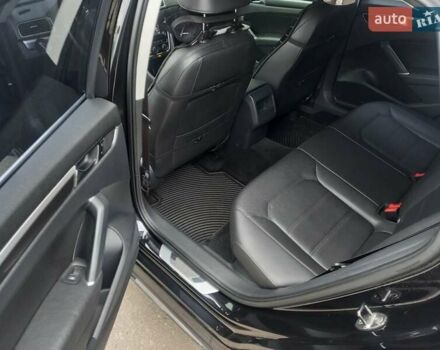 Черный Фольксваген Пассат, объемом двигателя 1.8 л и пробегом 150 тыс. км за 13500 $, фото 3 на Automoto.ua