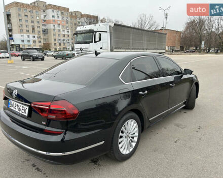 Черный Фольксваген Пассат, объемом двигателя 1.8 л и пробегом 179 тыс. км за 12700 $, фото 9 на Automoto.ua
