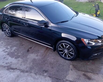 Чорний Фольксваген Пассат, об'ємом двигуна 1.8 л та пробігом 156 тис. км за 12500 $, фото 5 на Automoto.ua