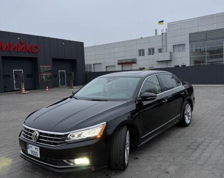 Черный Фольксваген Пассат, объемом двигателя 1.8 л и пробегом 145 тыс. км за 14800 $, фото 3 на Automoto.ua