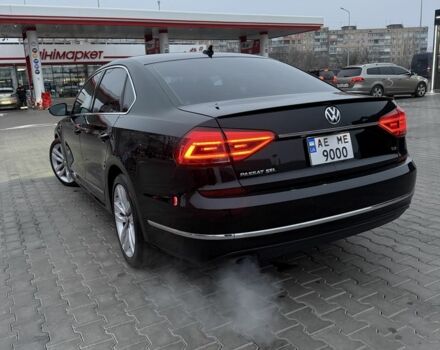 Черный Фольксваген Пассат, объемом двигателя 1.8 л и пробегом 145 тыс. км за 14800 $, фото 7 на Automoto.ua