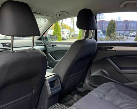 Черный Фольксваген Пассат, объемом двигателя 1.8 л и пробегом 144 тыс. км за 291 $, фото 19 на Automoto.ua