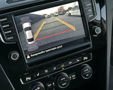 Черный Фольксваген Пассат, объемом двигателя 1.97 л и пробегом 240 тыс. км за 18800 $, фото 16 на Automoto.ua