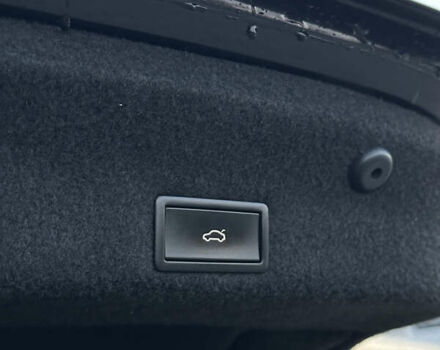 Черный Фольксваген Пассат, объемом двигателя 1.97 л и пробегом 240 тыс. км за 18800 $, фото 11 на Automoto.ua