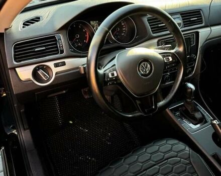 Черный Фольксваген Пассат, объемом двигателя 1.8 л и пробегом 109 тыс. км за 13600 $, фото 11 на Automoto.ua