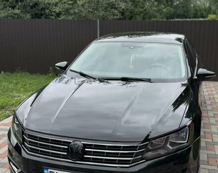 Чорний Фольксваген Пассат, об'ємом двигуна 1.8 л та пробігом 191 тис. км за 10500 $, фото 4 на Automoto.ua