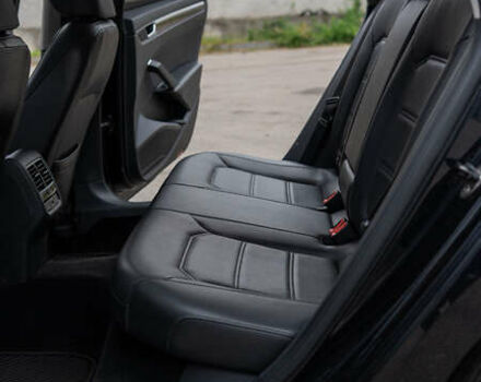 Чорний Фольксваген Пассат, об'ємом двигуна 1.8 л та пробігом 191 тис. км за 13800 $, фото 20 на Automoto.ua