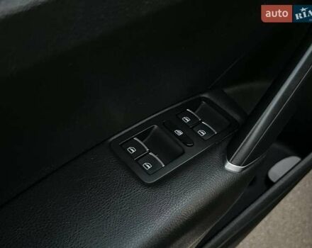 Черный Фольксваген Пассат, объемом двигателя 1.8 л и пробегом 225 тыс. км за 11990 $, фото 14 на Automoto.ua