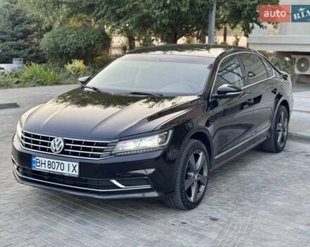 Черный Фольксваген Пассат, объемом двигателя 1.8 л и пробегом 216 тыс. км за 11999 $, фото 7 на Automoto.ua