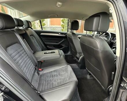 Чорний Фольксваген Пассат, об'ємом двигуна 1.97 л та пробігом 221 тис. км за 18400 $, фото 126 на Automoto.ua