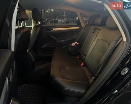 Черный Фольксваген Пассат, объемом двигателя 1.8 л и пробегом 225 тыс. км за 11990 $, фото 10 на Automoto.ua