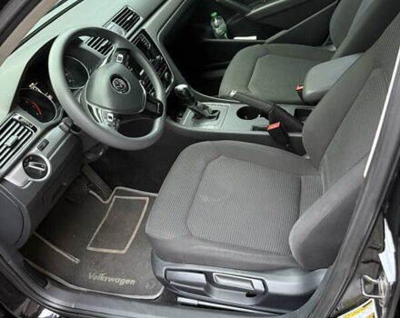 Черный Фольксваген Пассат, объемом двигателя 1.8 л и пробегом 103 тыс. км за 11000 $, фото 4 на Automoto.ua