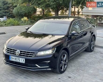 Черный Фольксваген Пассат, объемом двигателя 1.8 л и пробегом 216 тыс. км за 11999 $, фото 1 на Automoto.ua