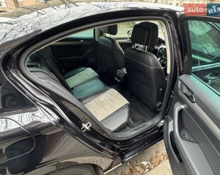 Черный Фольксваген Пассат, объемом двигателя 1.97 л и пробегом 219 тыс. км за 20000 $, фото 12 на Automoto.ua