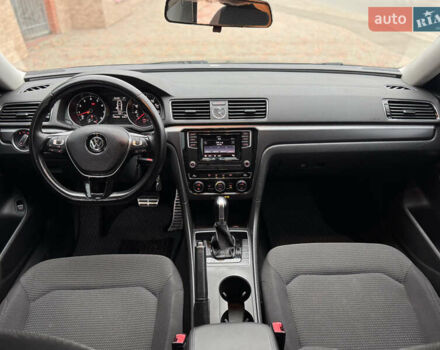 Чорний Фольксваген Пассат, об'ємом двигуна 1.8 л та пробігом 146 тис. км за 10900 $, фото 49 на Automoto.ua