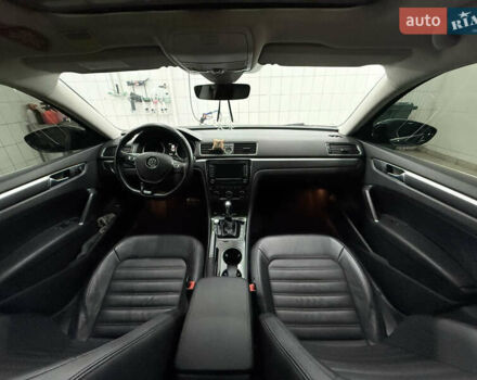 Черный Фольксваген Пассат, объемом двигателя 1.8 л и пробегом 149 тыс. км за 14500 $, фото 13 на Automoto.ua