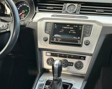 Чорний Фольксваген Пассат, об'ємом двигуна 1.97 л та пробігом 245 тис. км за 16500 $, фото 25 на Automoto.ua