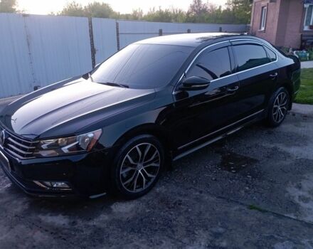 Чорний Фольксваген Пассат, об'ємом двигуна 1.8 л та пробігом 156 тис. км за 12500 $, фото 3 на Automoto.ua