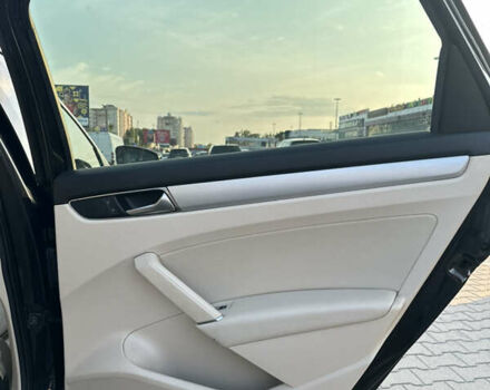 Черный Фольксваген Пассат, объемом двигателя 1.8 л и пробегом 128 тыс. км за 12800 $, фото 6 на Automoto.ua