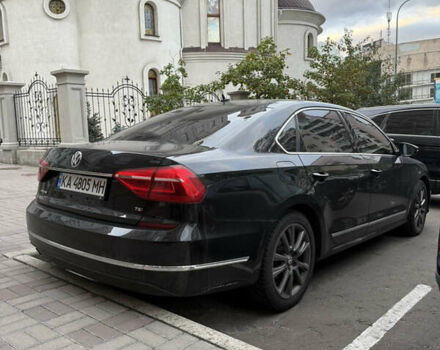 Черный Фольксваген Пассат, объемом двигателя 1.8 л и пробегом 103 тыс. км за 11000 $, фото 3 на Automoto.ua