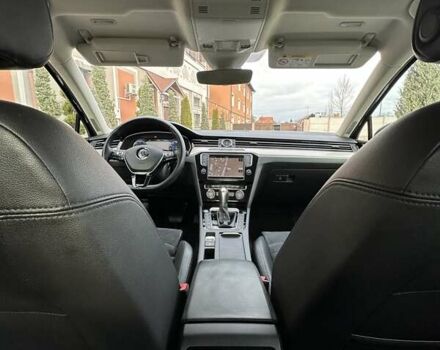 Черный Фольксваген Пассат, объемом двигателя 1.97 л и пробегом 221 тыс. км за 17950 $, фото 109 на Automoto.ua