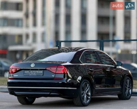 Черный Фольксваген Пассат, объемом двигателя 1.8 л и пробегом 200 тыс. км за 13300 $, фото 15 на Automoto.ua
