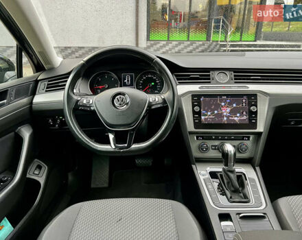 Черный Фольксваген Пассат, объемом двигателя 1.97 л и пробегом 306 тыс. км за 14750 $, фото 63 на Automoto.ua