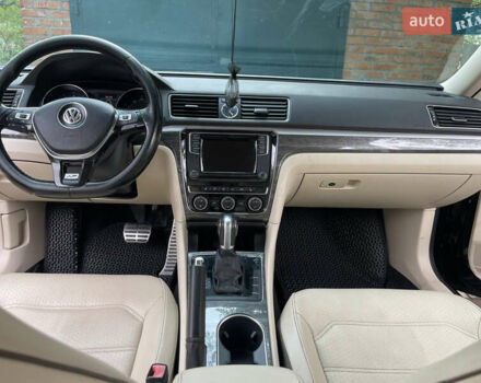 Черный Фольксваген Пассат, объемом двигателя 1.8 л и пробегом 149 тыс. км за 12500 $, фото 26 на Automoto.ua