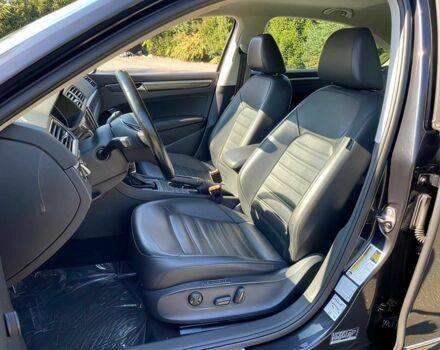 Черный Фольксваген Пассат, объемом двигателя 1.8 л и пробегом 58 тыс. км за 7600 $, фото 8 на Automoto.ua