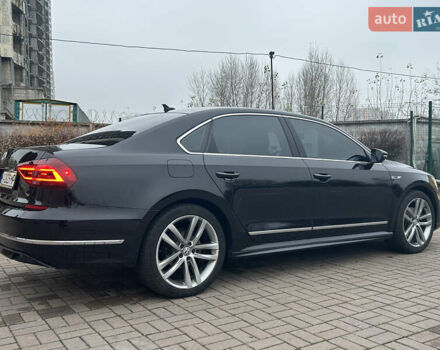 Черный Фольксваген Пассат, объемом двигателя 1.8 л и пробегом 127 тыс. км за 14000 $, фото 15 на Automoto.ua