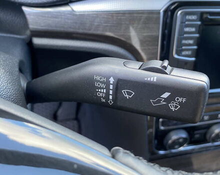 Черный Фольксваген Пассат, объемом двигателя 1.98 л и пробегом 142 тыс. км за 15800 $, фото 18 на Automoto.ua