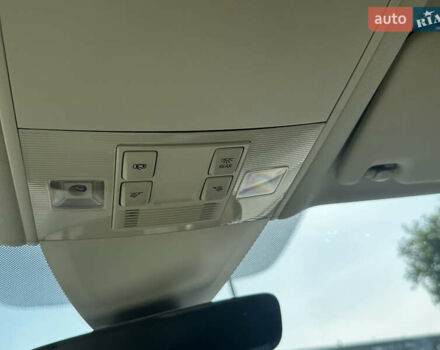 Черный Фольксваген Пассат, объемом двигателя 1.97 л и пробегом 290 тыс. км за 17299 $, фото 23 на Automoto.ua