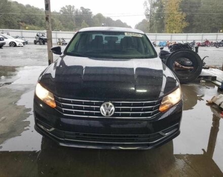 Черный Фольксваген Пассат, объемом двигателя 1.8 л и пробегом 133 тыс. км за 2000 $, фото 4 на Automoto.ua