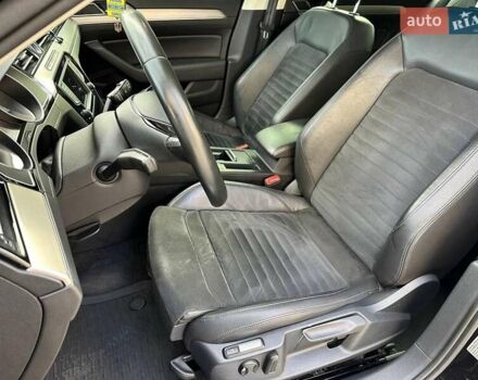 Черный Фольксваген Пассат, объемом двигателя 2 л и пробегом 181 тыс. км за 21990 $, фото 27 на Automoto.ua